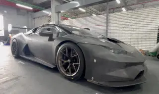 Защо състезатели сложиха 2.0-литров двигател от Honda в Lamborghini Huracan Super Trofeo?