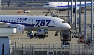 Boeing временно спря доставките на 787 Dreamliner