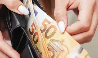 Държавата тегли нов дълг от 150 млн. евро – общият заем достигна 900 млн. от началото на годината