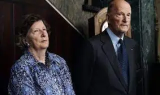 Правителството решава за обезщетенията на Сакскобургготски и сестра му