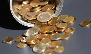 Какво да правим със стотинките и монетите в левове след 1 януари