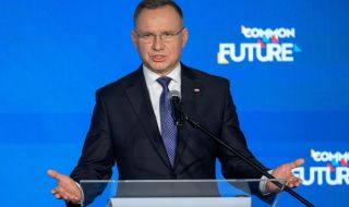 Дуда успокои: Полша ще продължи да доставя оръжия за Украйна