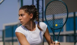 Elizara Yaneva qualified for the semifinals of the W50 in Plovdiv after a victory over Lydia Encheva