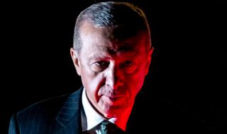 Опозицията в Турция набира преднина пред Ердоган преди изборите