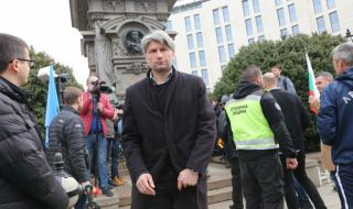 Ивайло Петков отказа да коментира ситуацията с бъдещия нов собственик на Ботев Пловдив