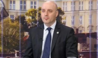 Атанас Славов: Тезите на "Възраждане" обслужват путинския дневен ред
