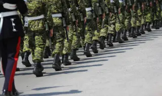 Иран предложи армията на Канада да бъдe обявенa за терористична организация