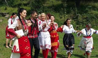Каракачанов омъжи дъщеря си в народна носия