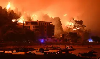 Огненият ад на Хърватската ривиера: Загинал и десетки ранени
