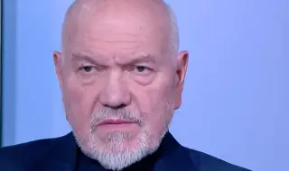 Проф. Александър Маринов: Кабинетът "Гюров" ми прилича на опит за коалиция "всички срещу Пеевски"