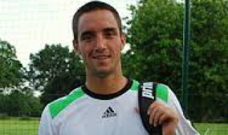 Троицки надви Иснър и е на 1/2-финал