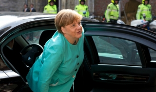 Меркел дължи хиляди евро членски внос