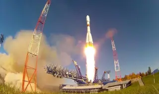 Russia launches Soyuz rocket with spacecraft for defense purposes 