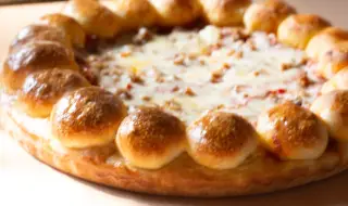 Рецепта на деня: Пълнена пита "Хайдушки калпак"