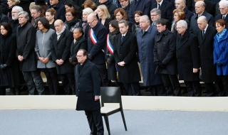 Франция почете жертвите от Париж