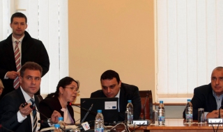 Тръгна електронен обмен между 5 държавни администрации