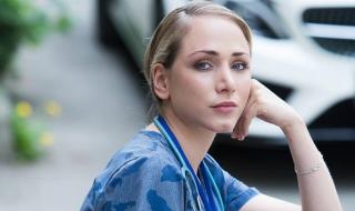 Внучката на Тодор Колев ражда в България