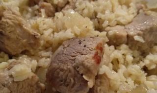 Рецепта за вечеря: Сочно свинско месо с ориз