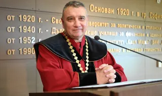 Проф. Димитър Димитров, ректор на УНСС, пред ФАКТИ: Над 30 университета искат нов Съвет на ректорите