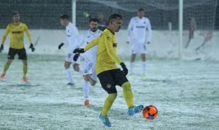 Неделев пропуска рестарта на сезона, тъй като кара тежка форма на COVID-19