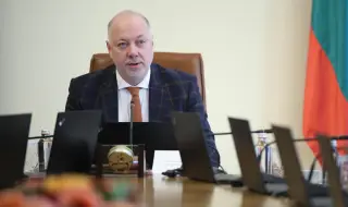 Партиите от управленската коалиция приемат днес окончателно програмата на правителството 