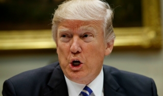 Тайният замисъл зад атаките на Тръмп срещу службите