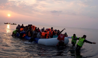 В Гърция продължават да прииждат бежанци