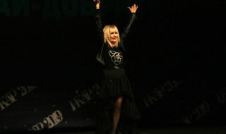 Лили Иванова на сцената в Русе: Невероятна емоция е да бъдем в този роден за мен край