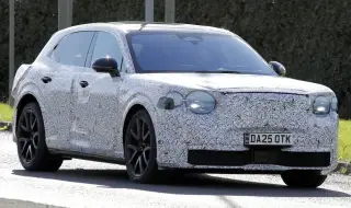 Първи поглед към електрическия кросоувър на Bentley