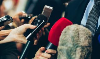 Изследване на ЕК: Има висок риск за свободата на медиите в България
