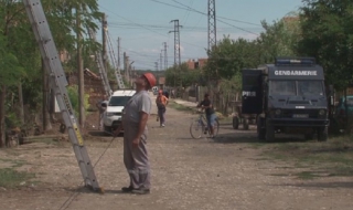 Свалят ел. таблата от ромската махала с полиция