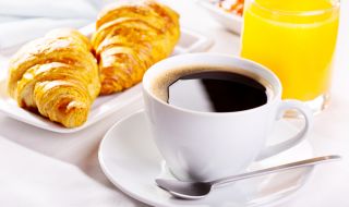 Наистина ли е вредно да пием кафе на празен стомах?