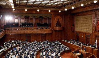 Разпуснаха парламента в Япония