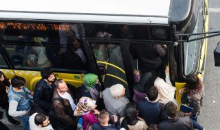 Градският транспорт в Турция стана безплатен за медиците