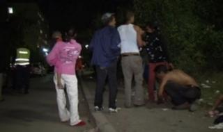 Цигани нападнаха полицаи с колове и камъни