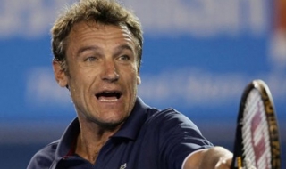 Mатс Виландер по спешност в болница