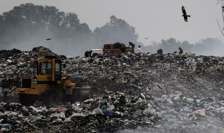 Полша тъне в боклуци от Германия
