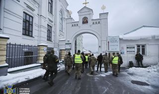 Украйна обискира православен манастир