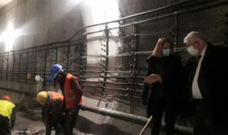 Махат 30 метра релси край метростанция "Хаджи Димитър"