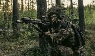 "Карелски меч": НАТО струпа 10 хиляди войници край руската граница във Финландия 
