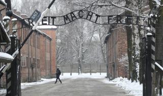 Полша одобри спорен закон за Холокоста