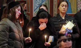 Жертвите на Украйна: когато майка звъни на мъртвия си син