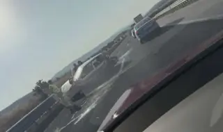 Катастрофа затруднява движението по АМ "Тракия" в посока Бургас