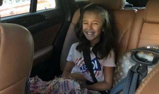 Певицата Мария изпрати дъщеря си в 5-и клас (СНИМКИ)