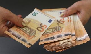 „Възраждане” събра над 600 хиляди подписа за референдума срещу еврото