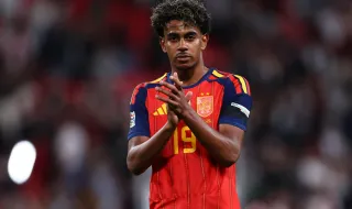 Lamine Yamal praises Barcelona's young talent