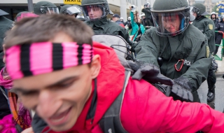 Хиляди демонстранти протестират срещу финансовите мерки на ЕЦБ