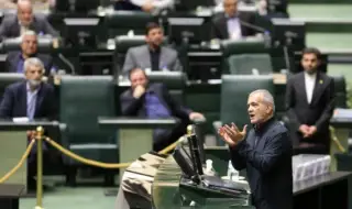 Ескалират споровете между хардлайнерите в Революционната гвардия и умерените около президента Пезешкиан