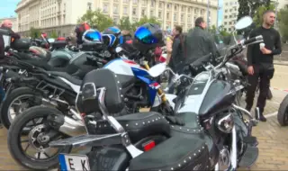 Мотопротест блокира София днес заради повишените цени на "Гражданска отговорност"