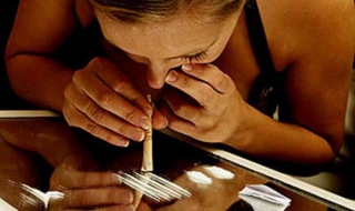 Университет търси доброволци за употреба на кокаин